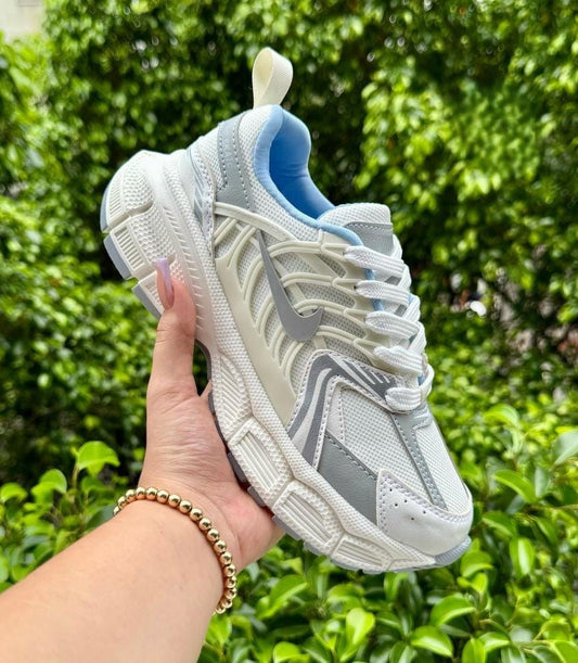 Gray helmet for bikers